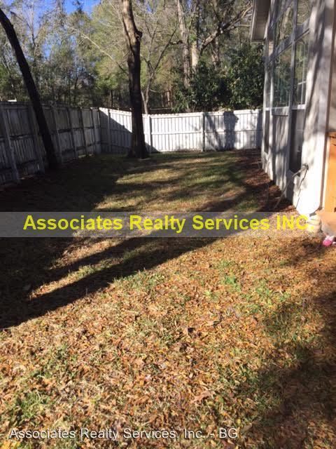 Building Photo - 4450 SW 103rd Ct