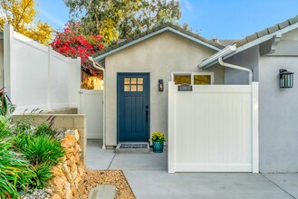 Building Photo - 1288 Uppingham Dr