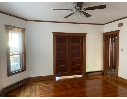 Building Photo - 10 Bowdoin St