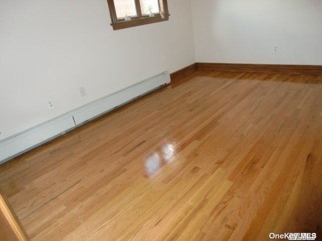 Foto del edificio - 189-11-189-48 48th Ave
