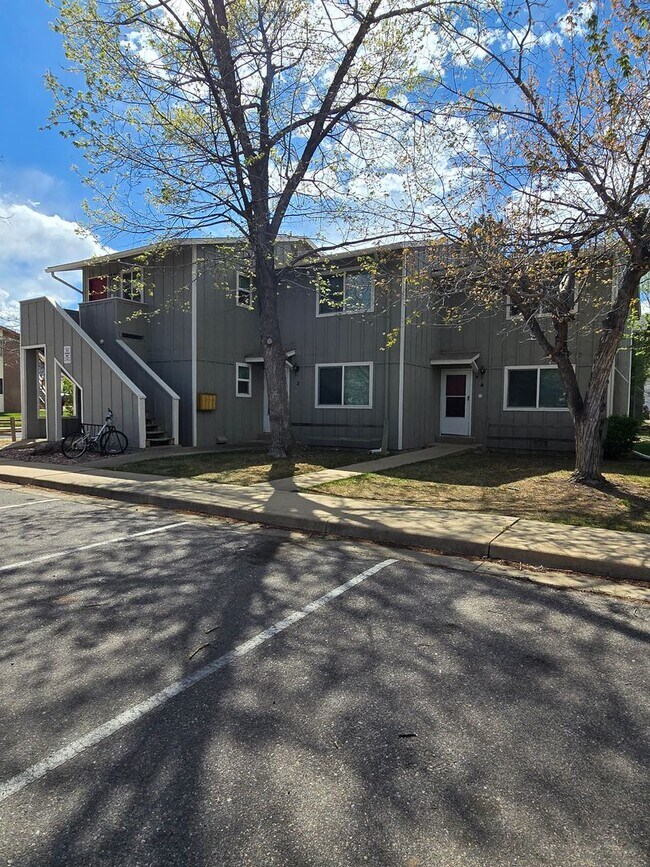 Building Photo - 3515 Hayden Pl