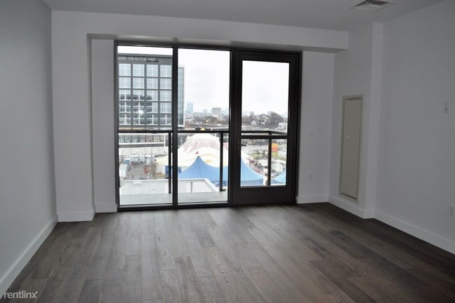 Building Photo - 1 br, 1 bath Condo - 375 Canal St Unit 716
