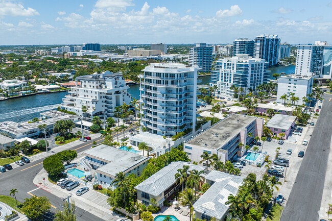 Context - The Wave on Bayshore