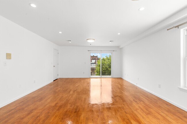 Foto del edificio - 718 23rd St