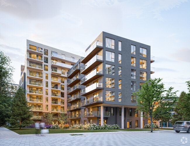 Building Photo - 5070 Rue Paré