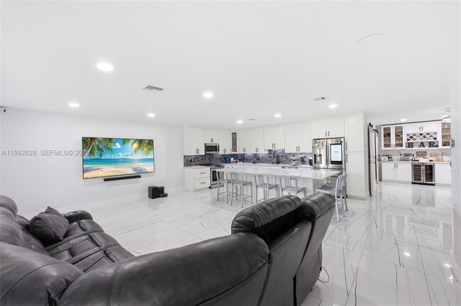 Foto del edificio - 12002 NW 27th Dr