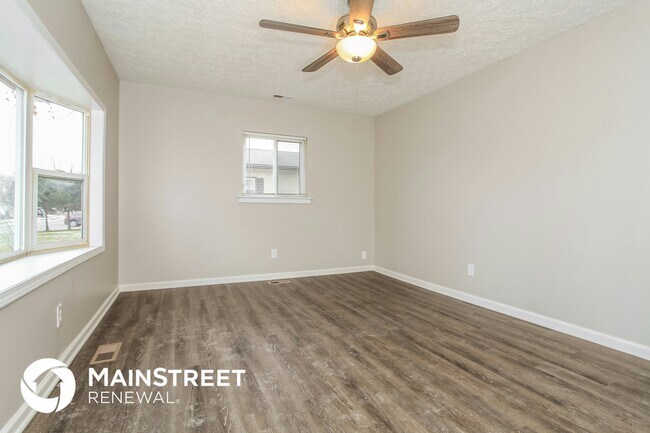 Foto del edificio - 225 Gladys Rd