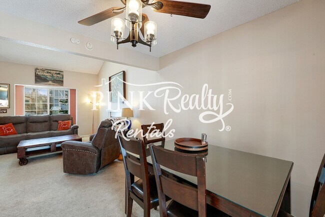 Foto del edificio - 3395 Beechwood Ct