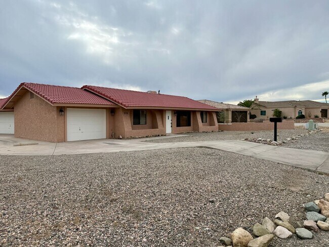 Foto del edificio - Duplex 2/2/1 - Long term - unfurnished