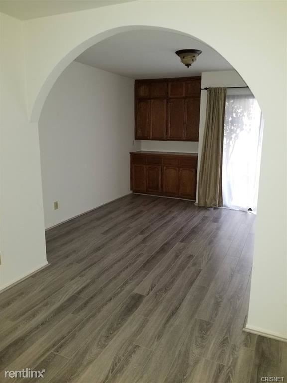 Building Photo - 2 br, 2 bath House - 136 S Swall Dr Apt 2