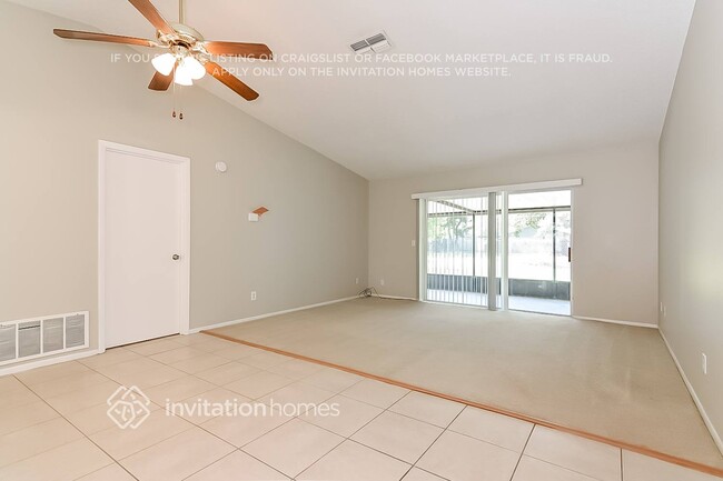 Foto del edificio - 419 Forest Oak Dr