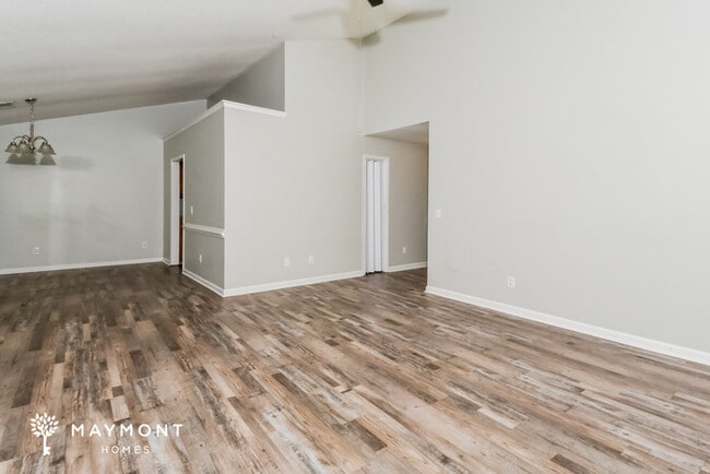 Building Photo - 104 Huntwood Trail