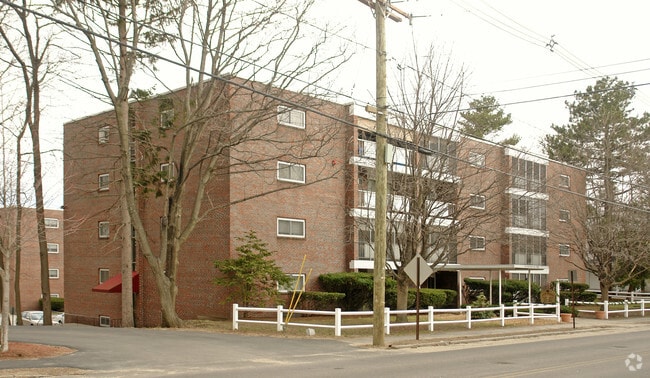 Foto del edificio - Residences at Riverside