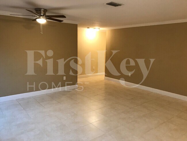 Building Photo - 12827 SW 256th Terrace