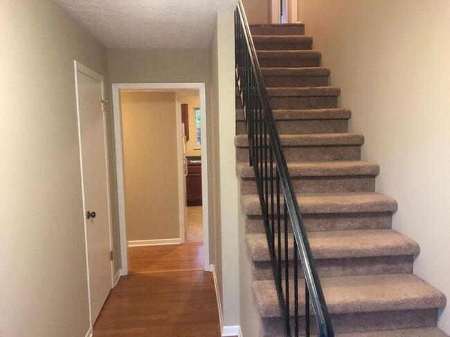 Photo - Charming 4-Bedroom Cape Cod Home in Knoxville