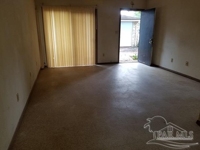 Foto del edificio - 6802 Tiki Ln