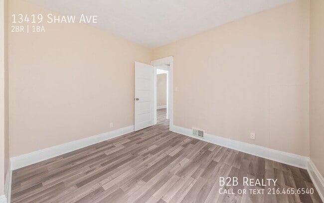 Building Photo - 13419 Shaw Ave