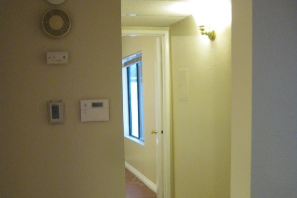 Foto del edificio - 1735 E Washington St