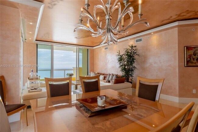 Foto del edificio - 17875 Collins Ave