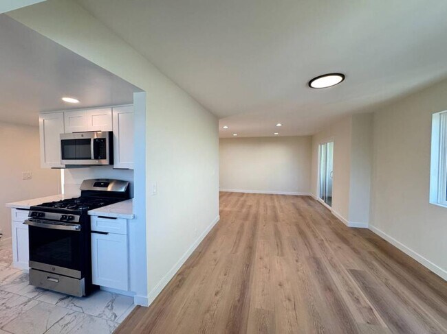 Foto del edificio - 3.0 bedroom in Glendale California 91203