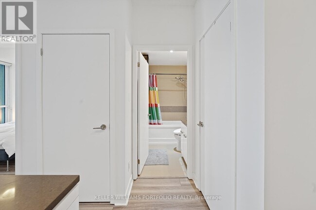 Building Photo - 295 Adelaide St W