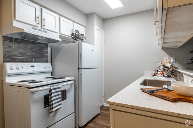 1 habitación, 1 baño, 643 pies cuadrados, cocina - Solana