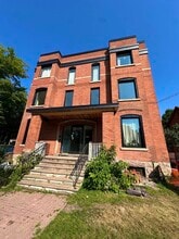 Building Photo - 53 MacLaren St