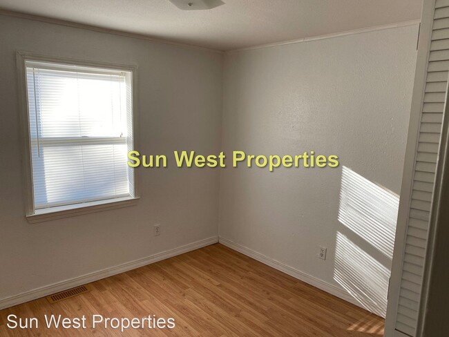 Building Photo - 4 br, 2 bath House - 26 Road 4995