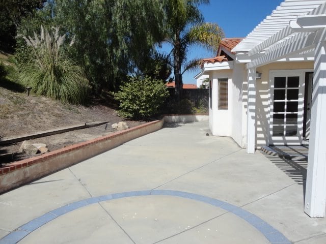Building Photo - 3 bed/2.5 Bath Home in Oceanside!