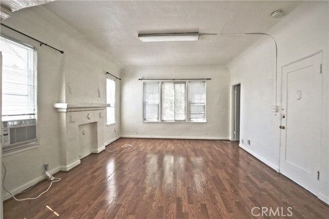 Building Photo - 1336 Elm St