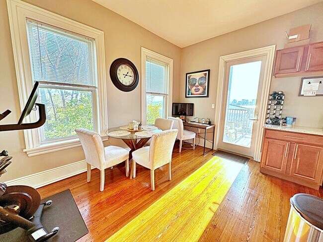Foto del edificio - 227 Webster St