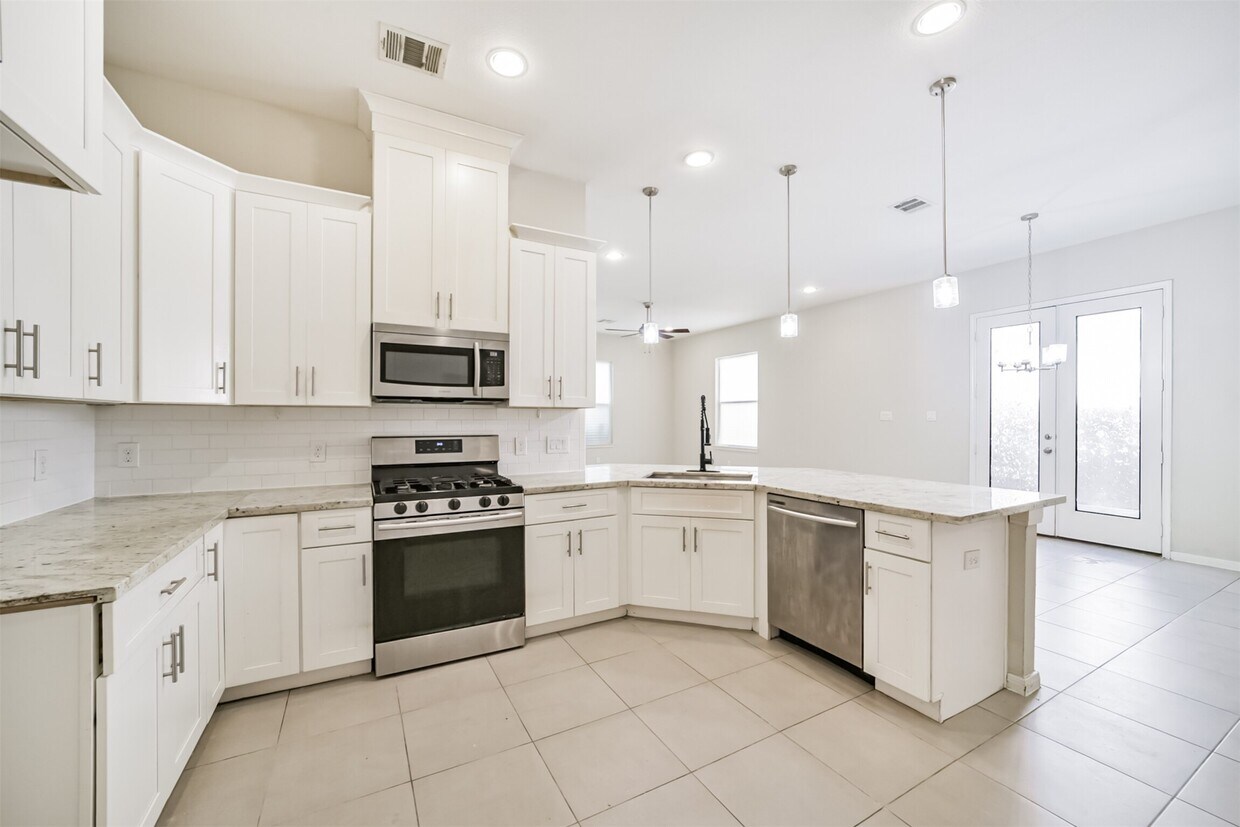 Foto principal - 10334 Solitaire Cir