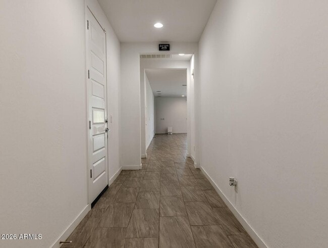 Foto del edificio - 1548 W Corral Rd