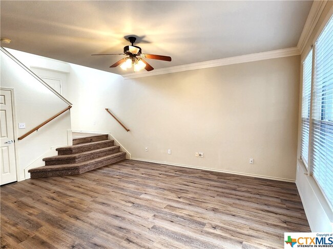 Building Photo - 2632 Century Park Blvd
