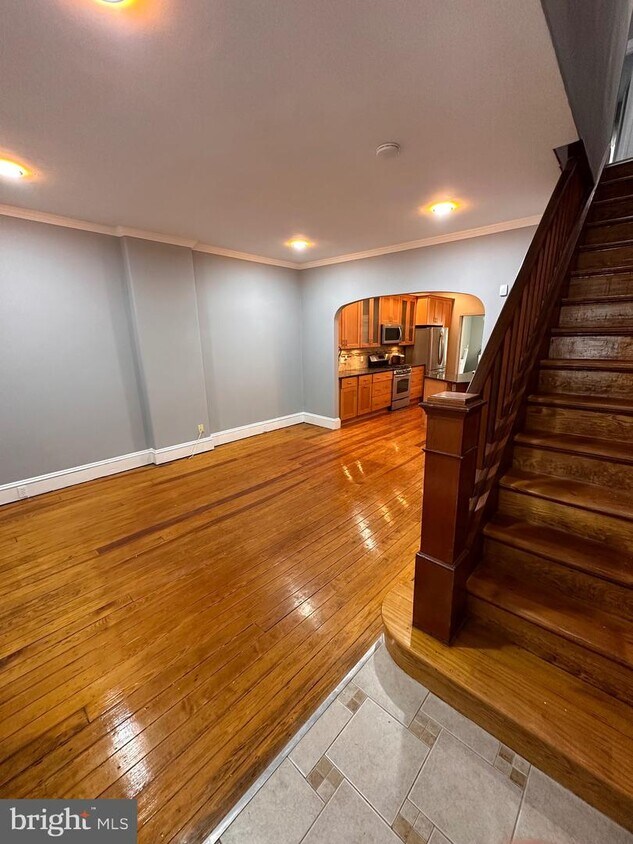 Primary Photo - 128 3rd Ave