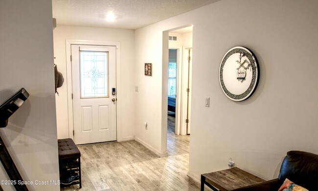 Building Photo - 1150 Nordic St NW