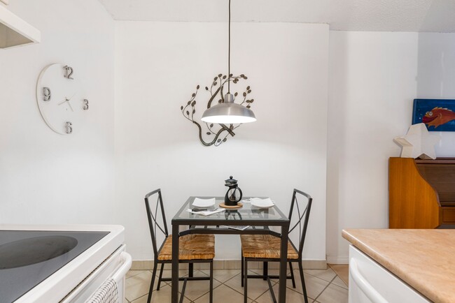 Photo du bâtiment - 903-903 19 Ave SW