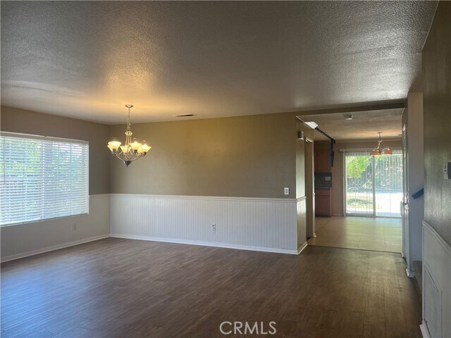 Building Photo - 1112 Polaris Dr