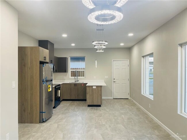 Foto del edificio - 13 Sugar Gdn Dr