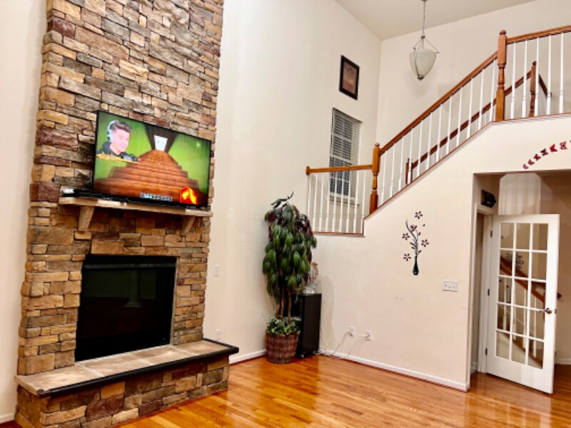 Building Photo - 407 Justice Way