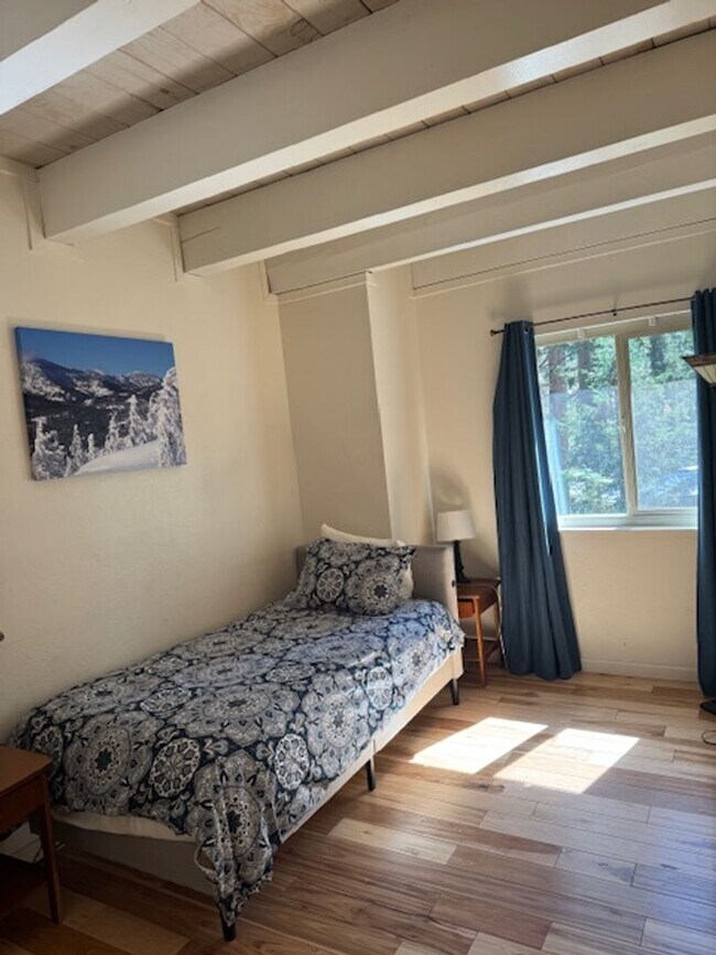 Foto del edificio - High Sierra condo