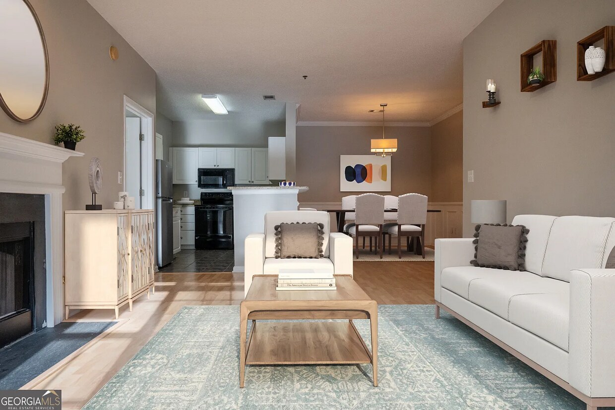 Foto principal - Located in Cobb - Minutes from the Battery...