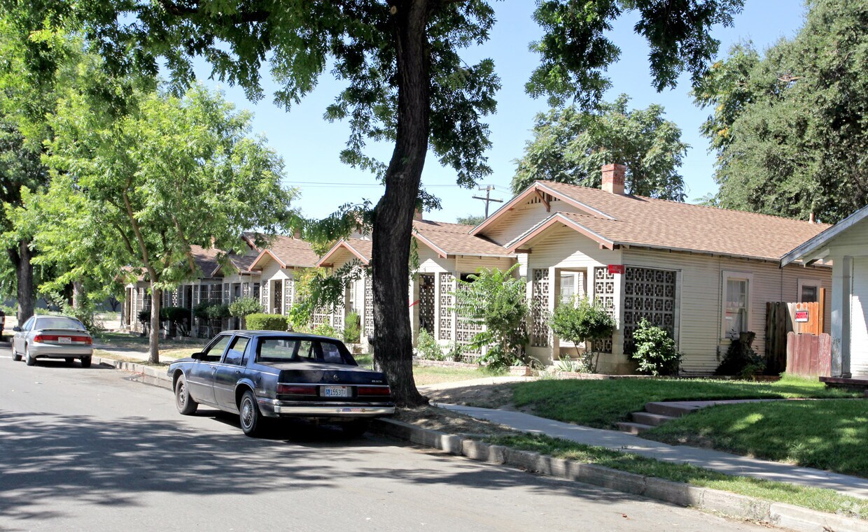 Primary Photo - Fairview of Lennie Apartments