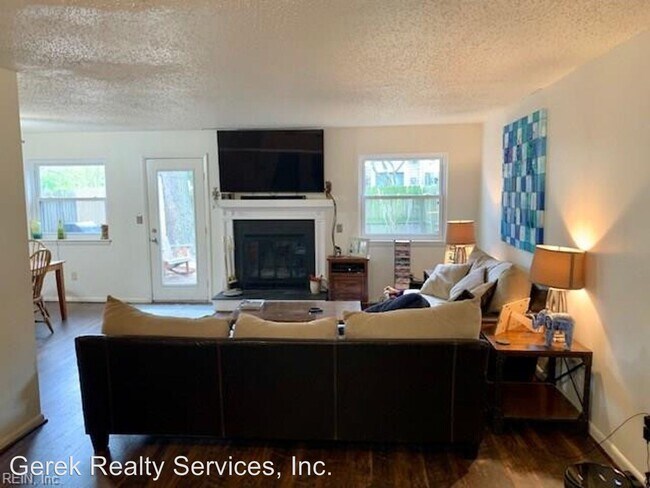 Foto del edificio - 2 br, 2.5 bath House - 4064 Lake Ridge Circle