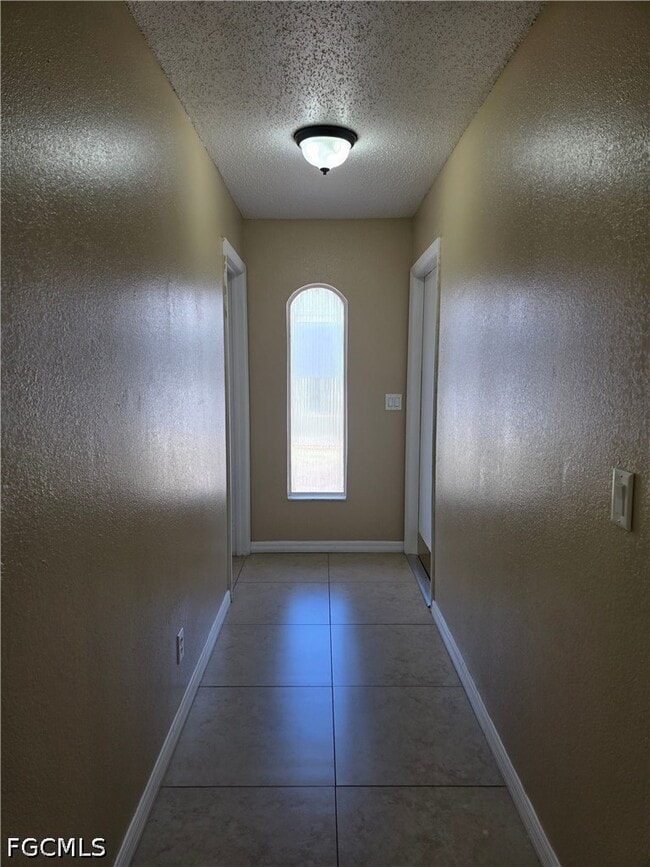 Foto del edificio - 702 SE 47th St