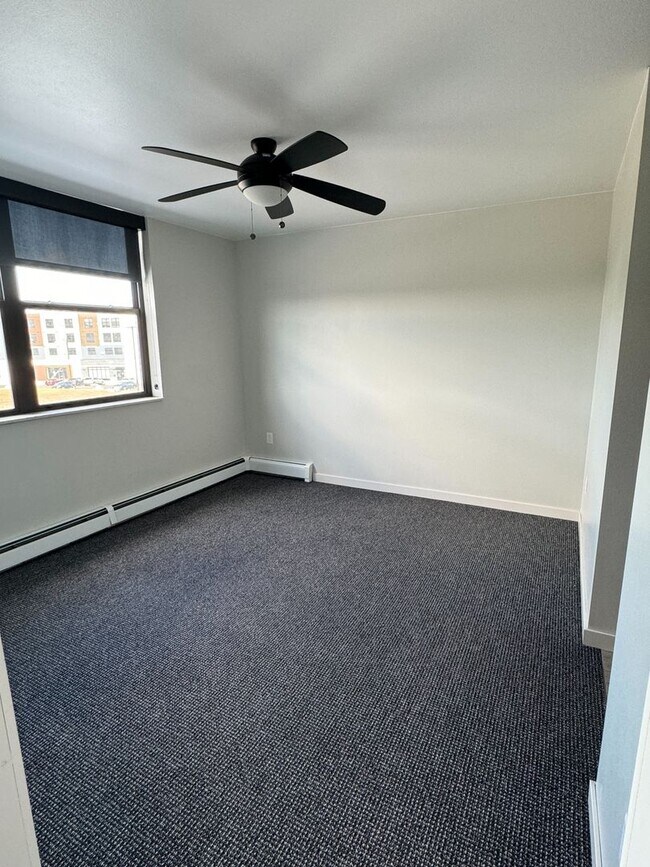 Foto del edificio - Your Next Home Awaits at Area 57 Apartments!