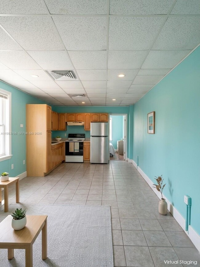 Building Photo - 1010 Seaway Dr