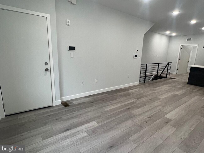 Foto del edificio - 2224 N Franklin St