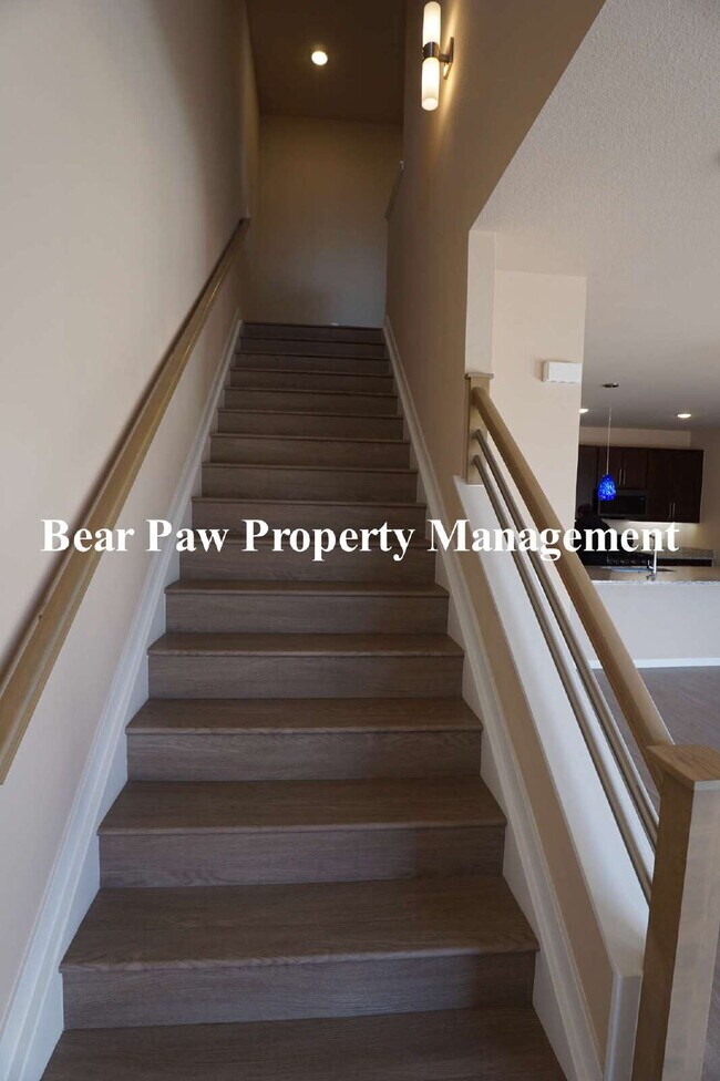 Foto del edificio - Newer Townhome in Lakewood!!