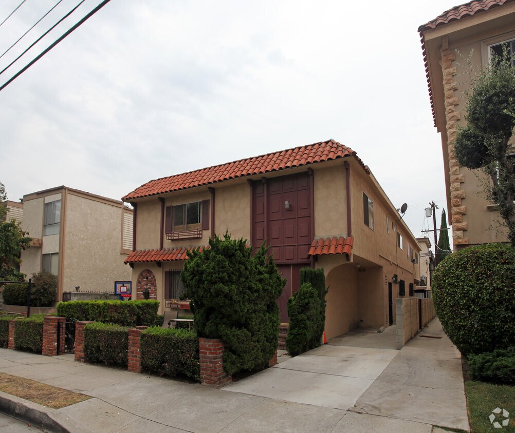 Primary Photo - 1535 S Saltair Ave